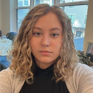 Meet your Posher, Jordyn